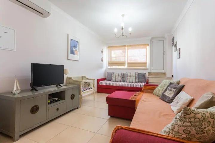 Apartamento Sobre A Praia Olhos de Agua  Exterior foto
